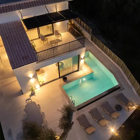 Avelia Villa Tsoukaládhes